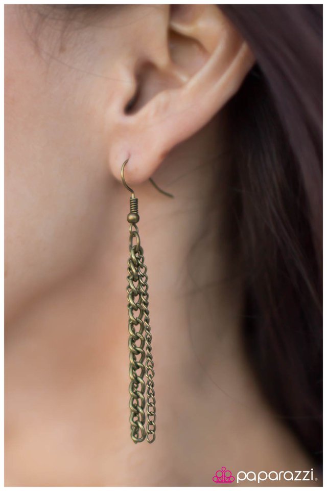 Paparazzi ♥ A Birds-Eye View - Brass ♥ Necklace