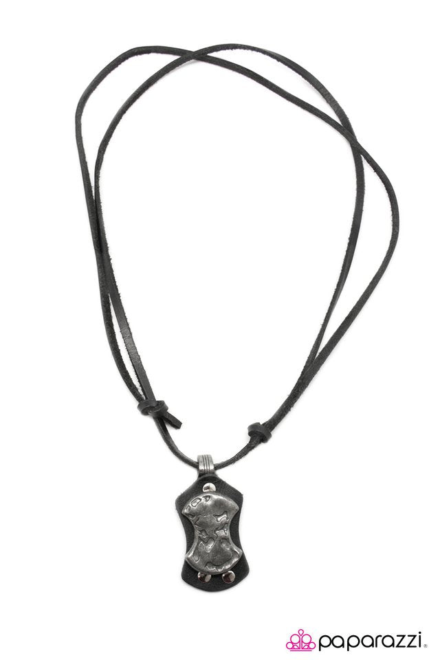 Paparazzi ♥ Pirates of the Caribbean ♥ Necklace
