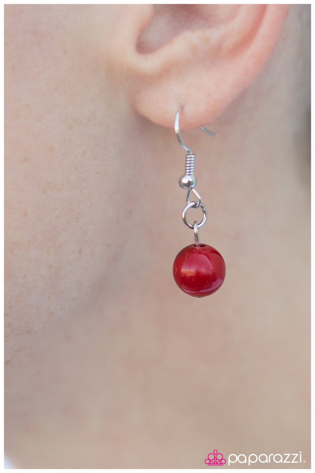 Paparazzi ♥ Take Aim - Red ♥ Necklace