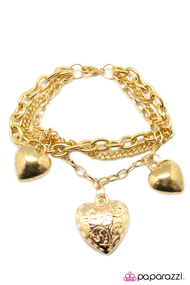 Paparazzi ♥ Achy Breaky Heart - Gold ♥ Bracelet