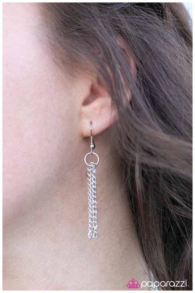 Paparazzi ♥ My Alibi - Silver ♥ Necklace