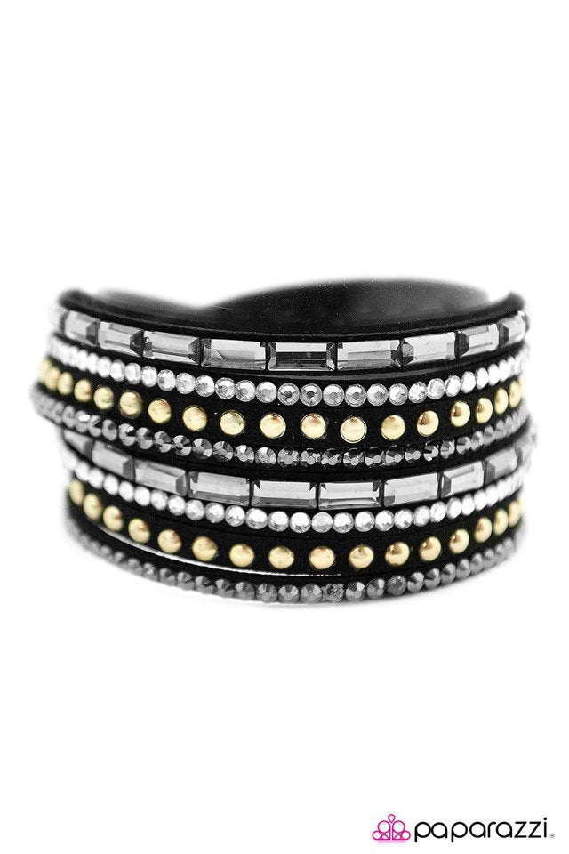 Paparazzi ♥ Stick It To The Man! - Black ♥ Bracelet