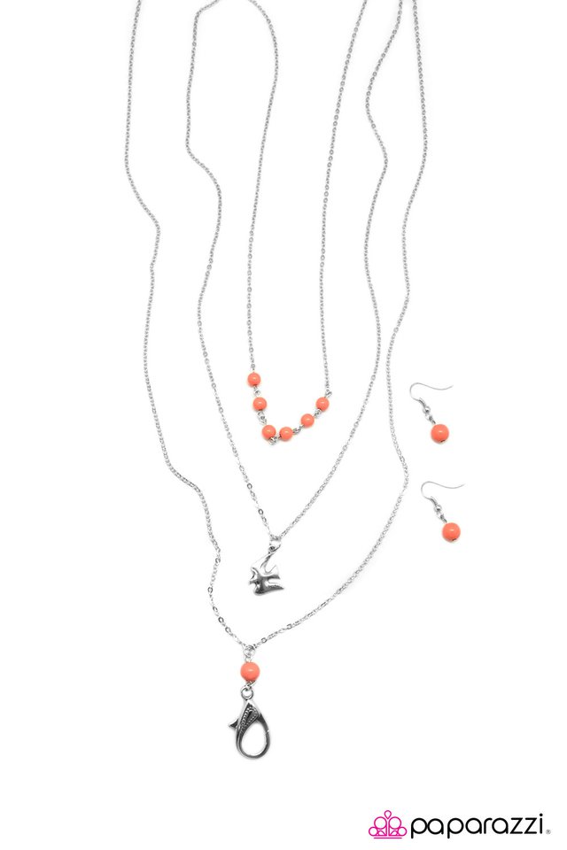 Paparazzi ♥ The Flight Attendant - Orange ♥ Lanyard