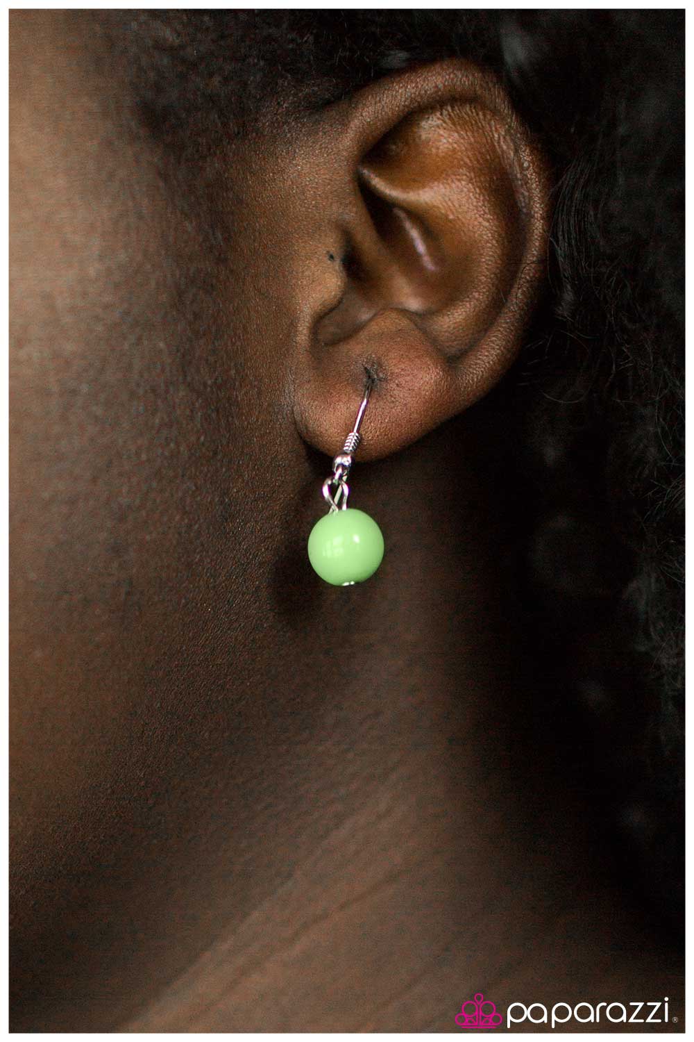 Paparazzi ♥ Finders Keepers - Green ♥  Necklace