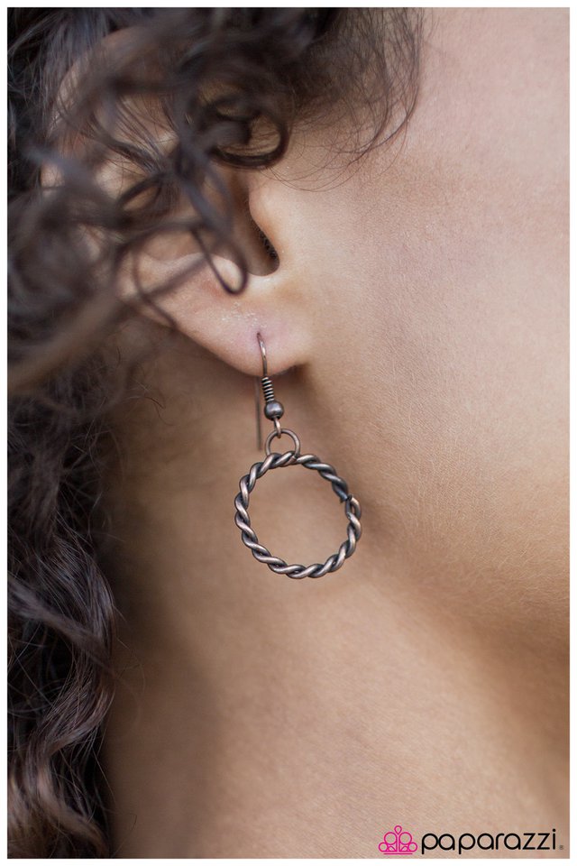 Paparazzi ♥ Foolish Games - Copper ♥ Necklace