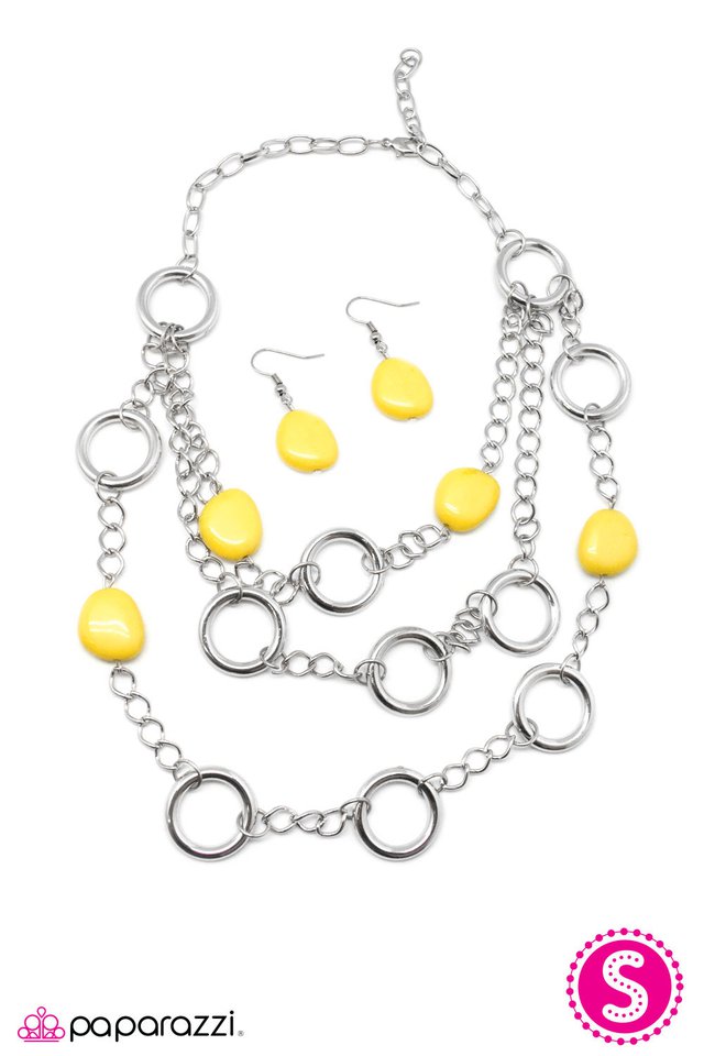 Paparazzi ♥ The Optimist - Yellow ♥ Necklace
