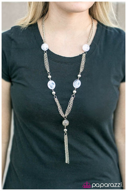 making-the-rounds-white-p2tr-wtxx-032xx