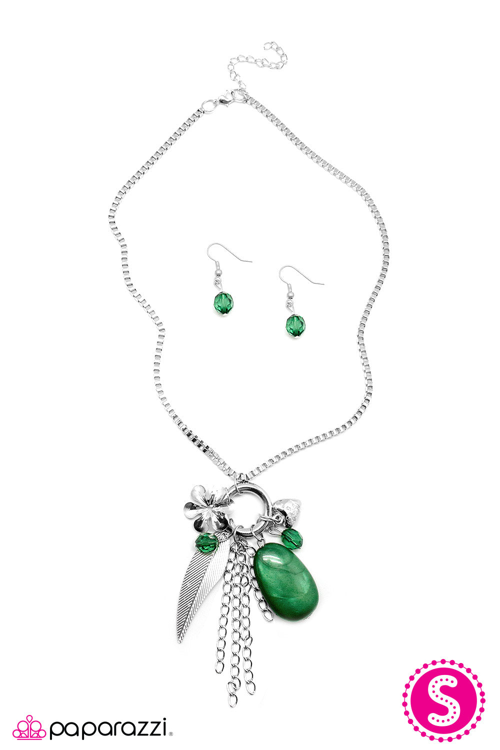 Paparazzi ♥ See How High You Can Fly - Green ♥  Necklace
