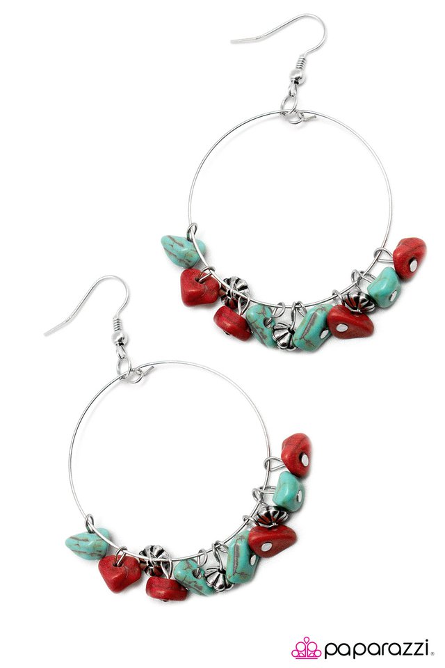 Paparazzi ♥ Pebble Beach - Multi ♥ Earrings