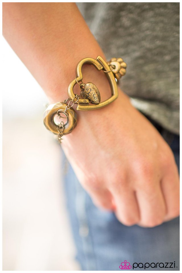 have-a-heart-p9wh-brxx-039xx