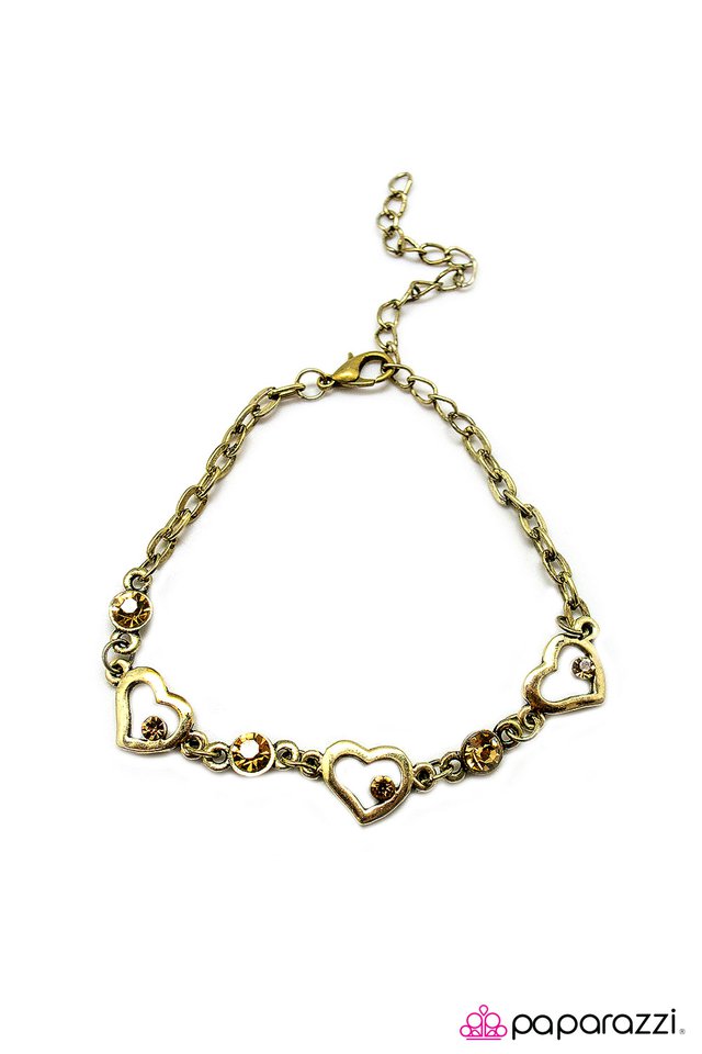 Paparazzi ♥ My Heart Will Go On - Brass ♥ Bracelet