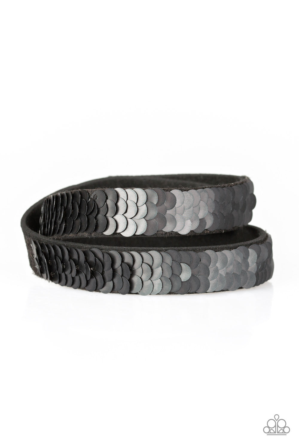 Paparazzi ♥ Under The SEQUINS - Gold ♥  Bracelet