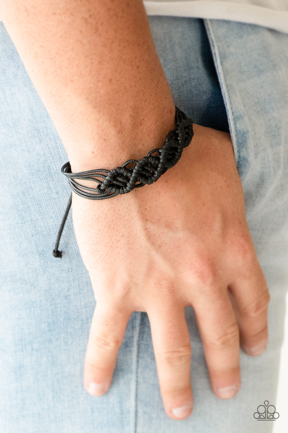Paparazzi ♥ Boondocks and Bonfires - Black ♥  Bracelet