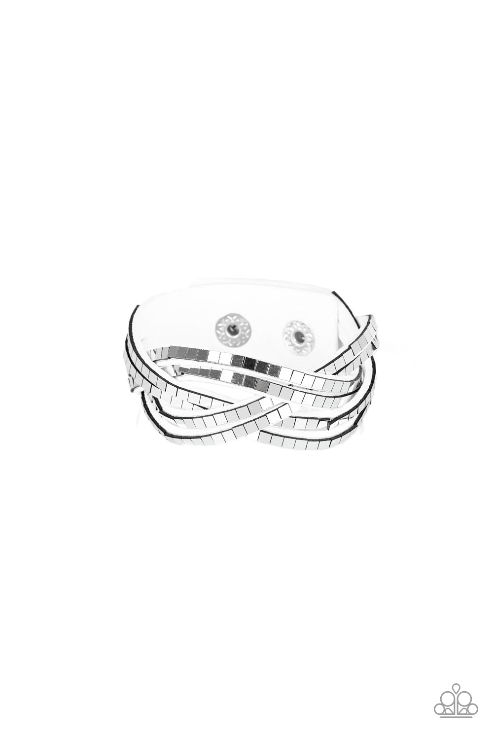 looking-for-trouble-white-p9di-urwt-071xx